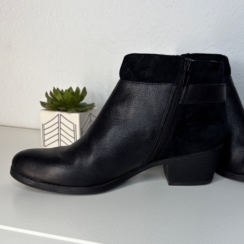 Naturalizer Wanya Black Leather Ankle Boots Size 8.5 W - Picture 6 of 14
